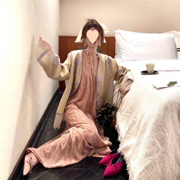 14737c4b-9de6-4038-86b9-d1a6abcaf83c.jpe