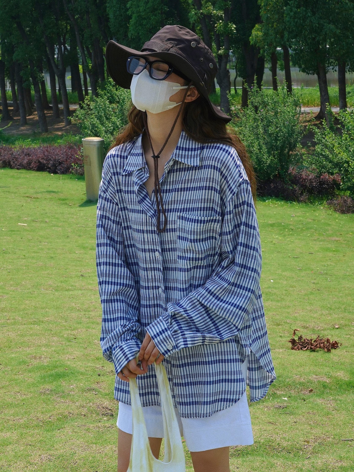 6C390EFF-D327-43B8-AE9F-F7B6B1