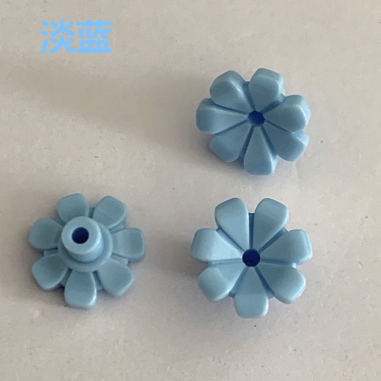 淡蓝