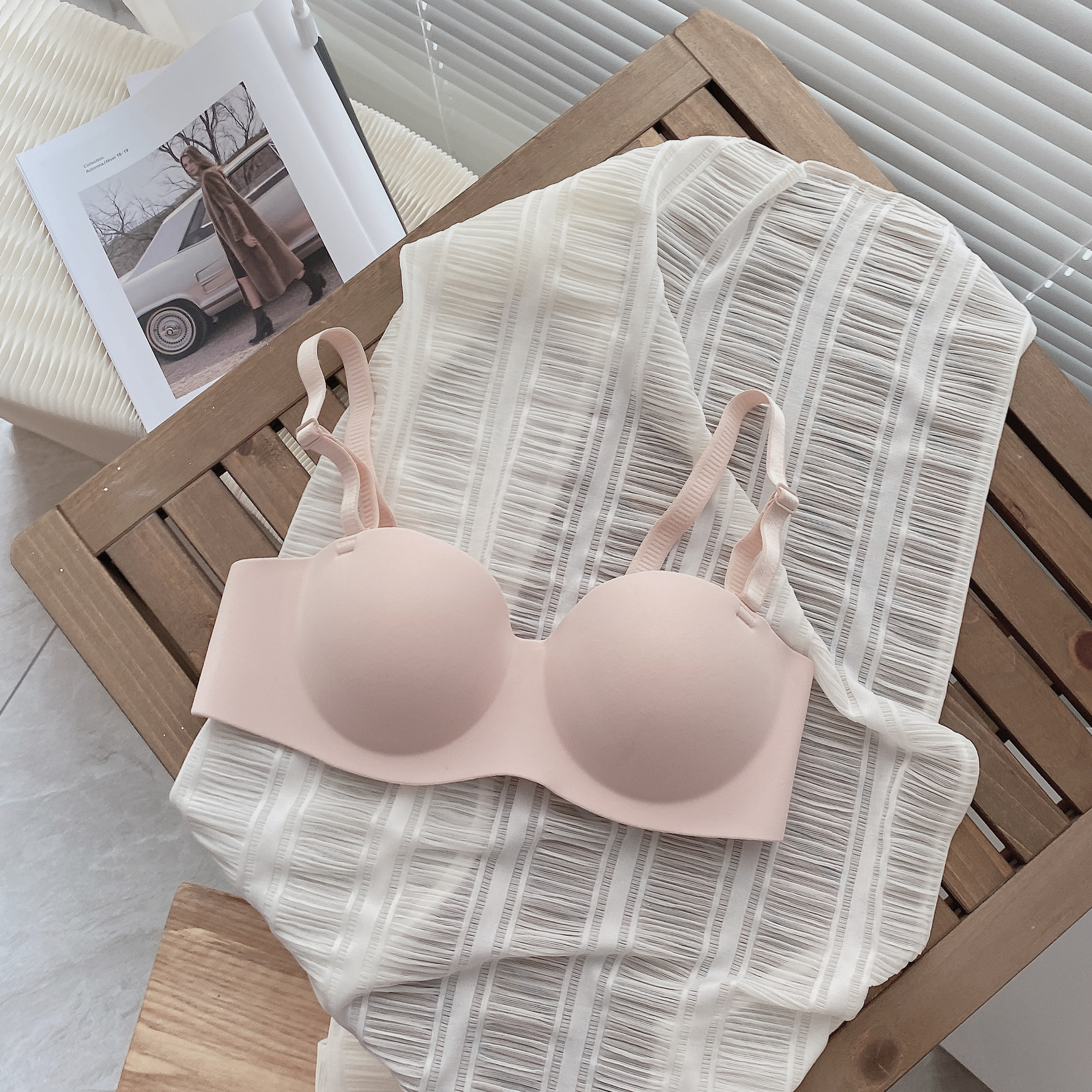 ca7b8abe2118296aceb462a6d79e42