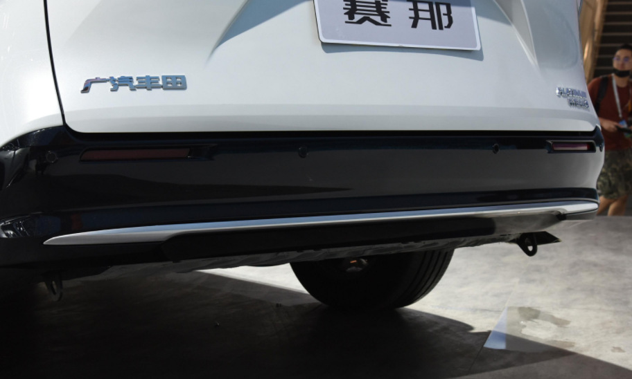 后杠饰条 国外版