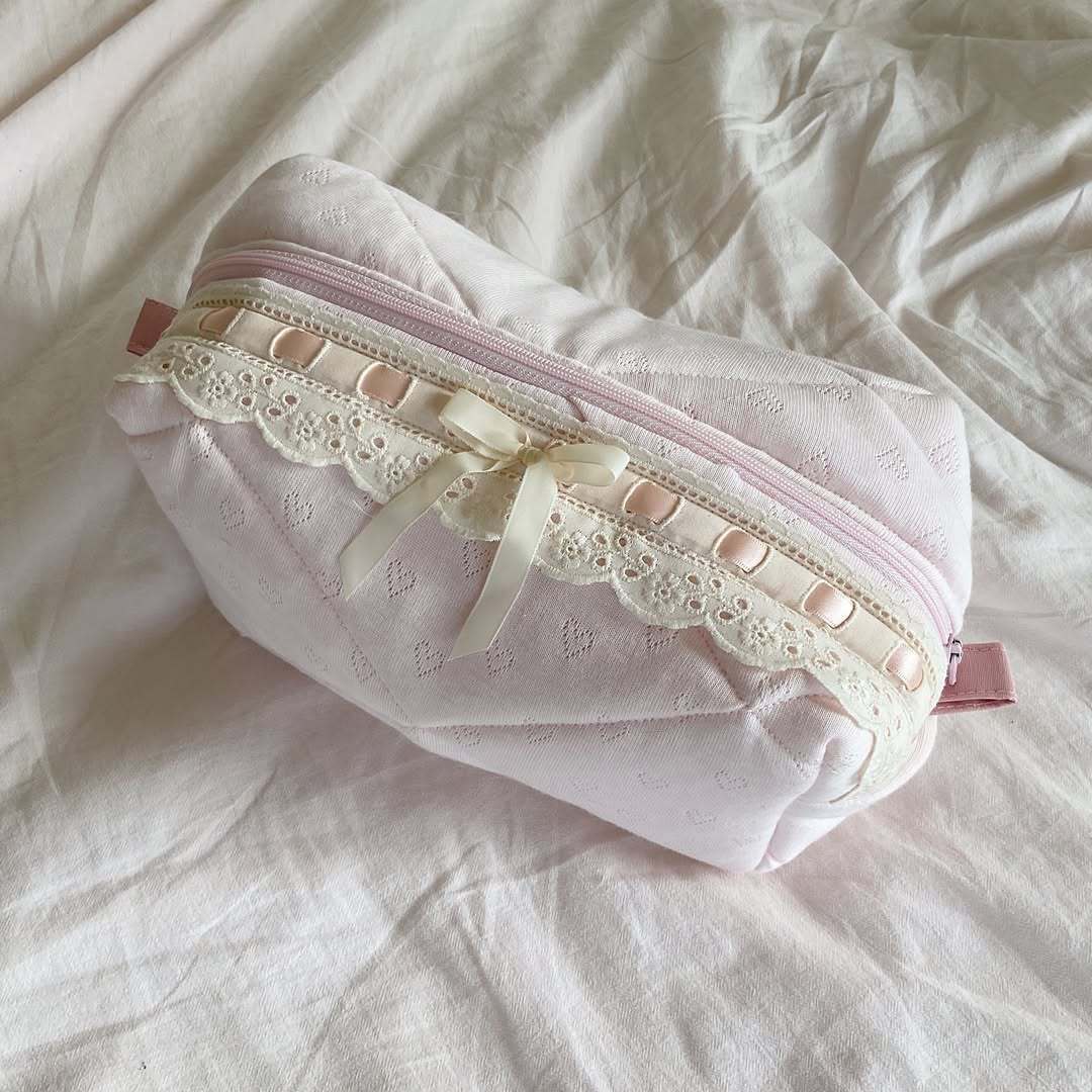 蕾丝花边化妆包