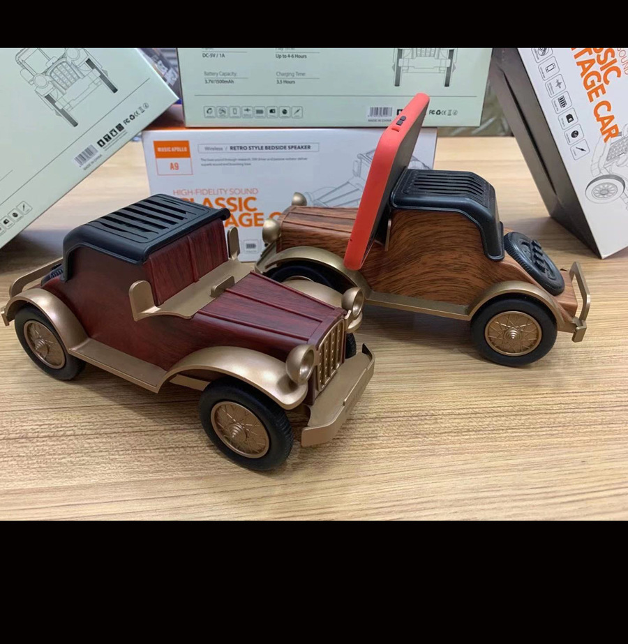 900