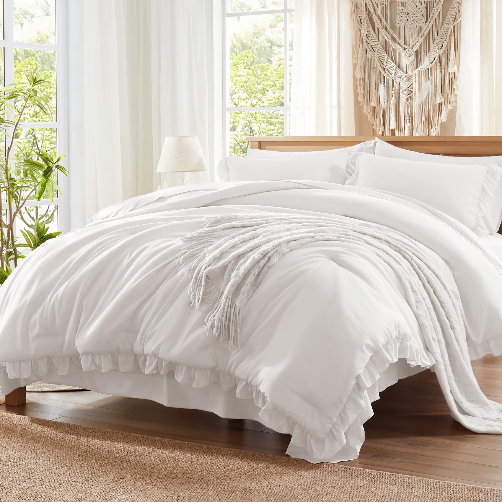 White-ruffle Twin-02.jpg