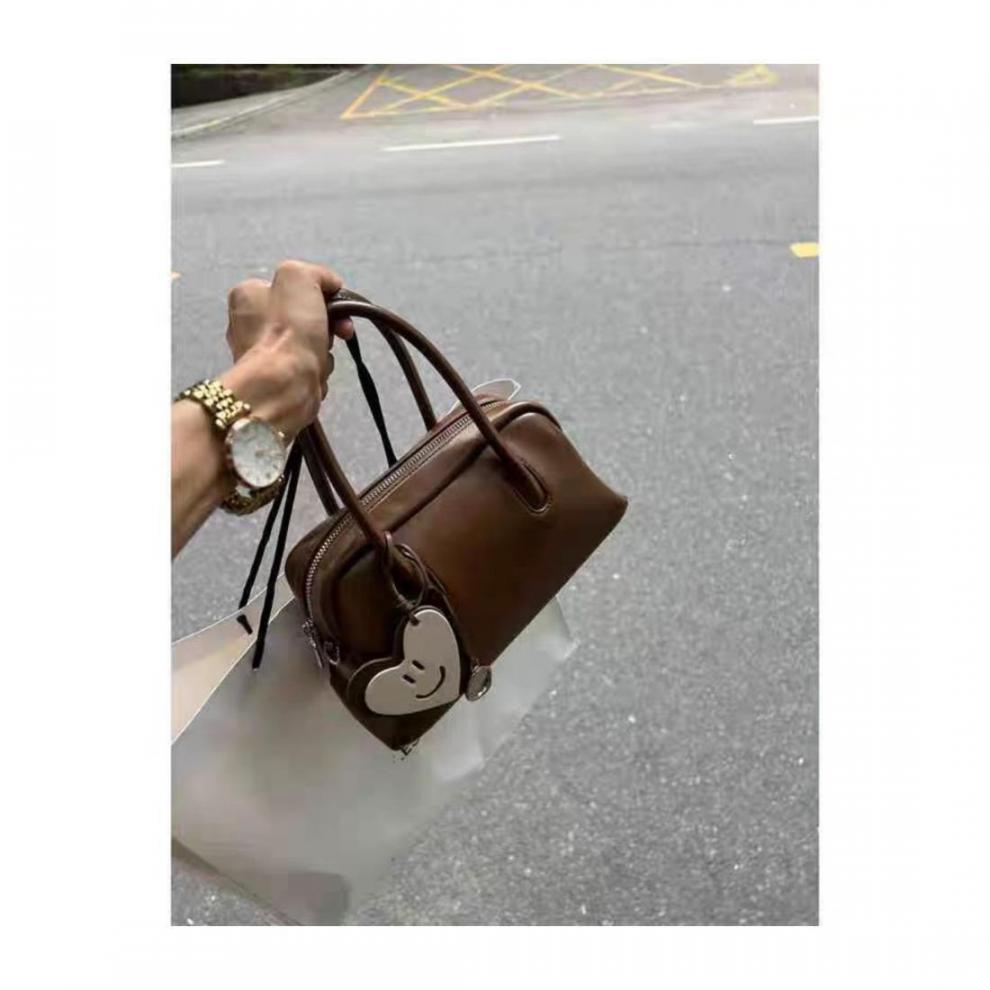 c4a9b6a2-6ba7-4382-9336-78806e556e9d.jpe