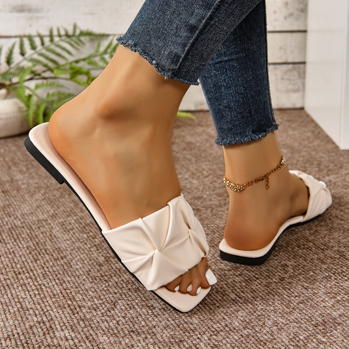 2024041022176778511152w1200h12