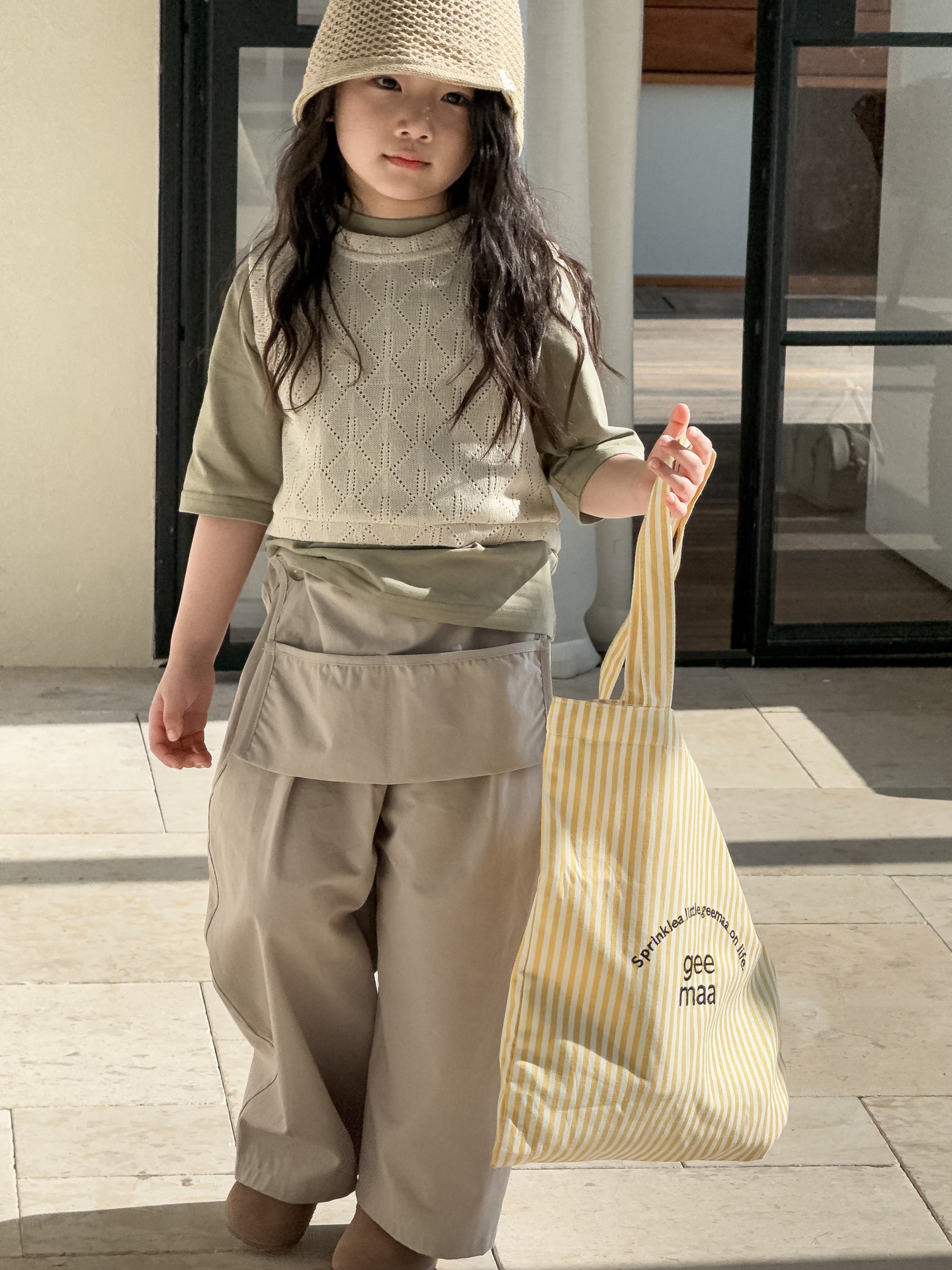 25E72E50-CBEA-4B7C-9271-321AA8