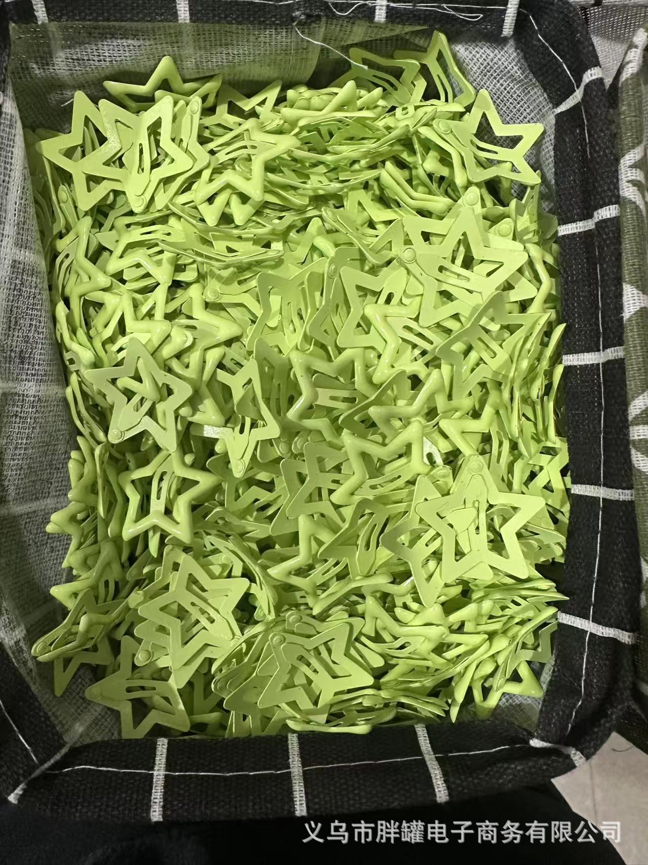 青苹果绿色.jpg
