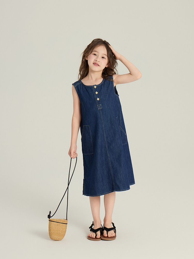 250430yiyijia156761 whitecube.