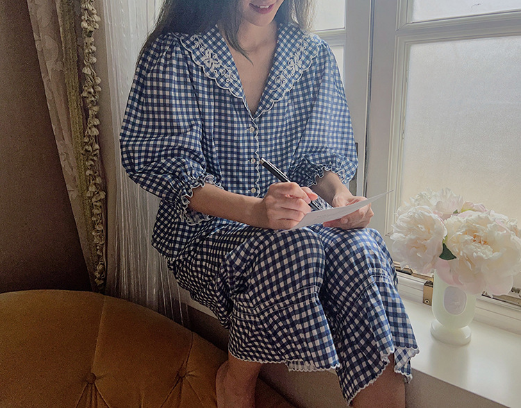 8CE76B56-EA24-4DB9-BDE3-C2DE1A