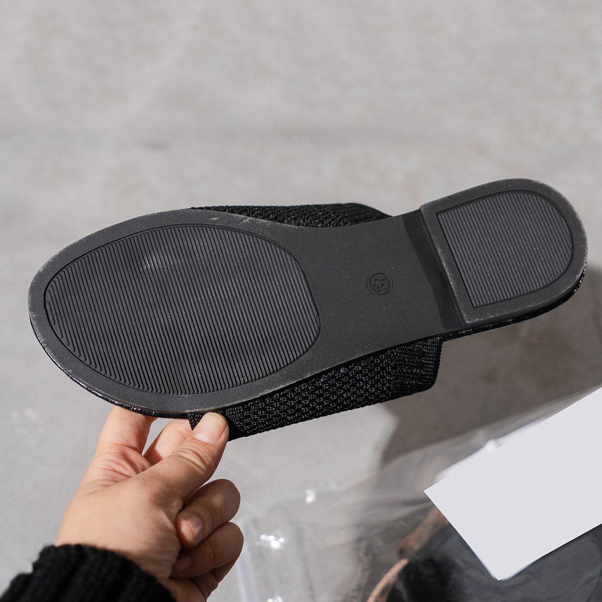 2023111719594300866689w1200h12