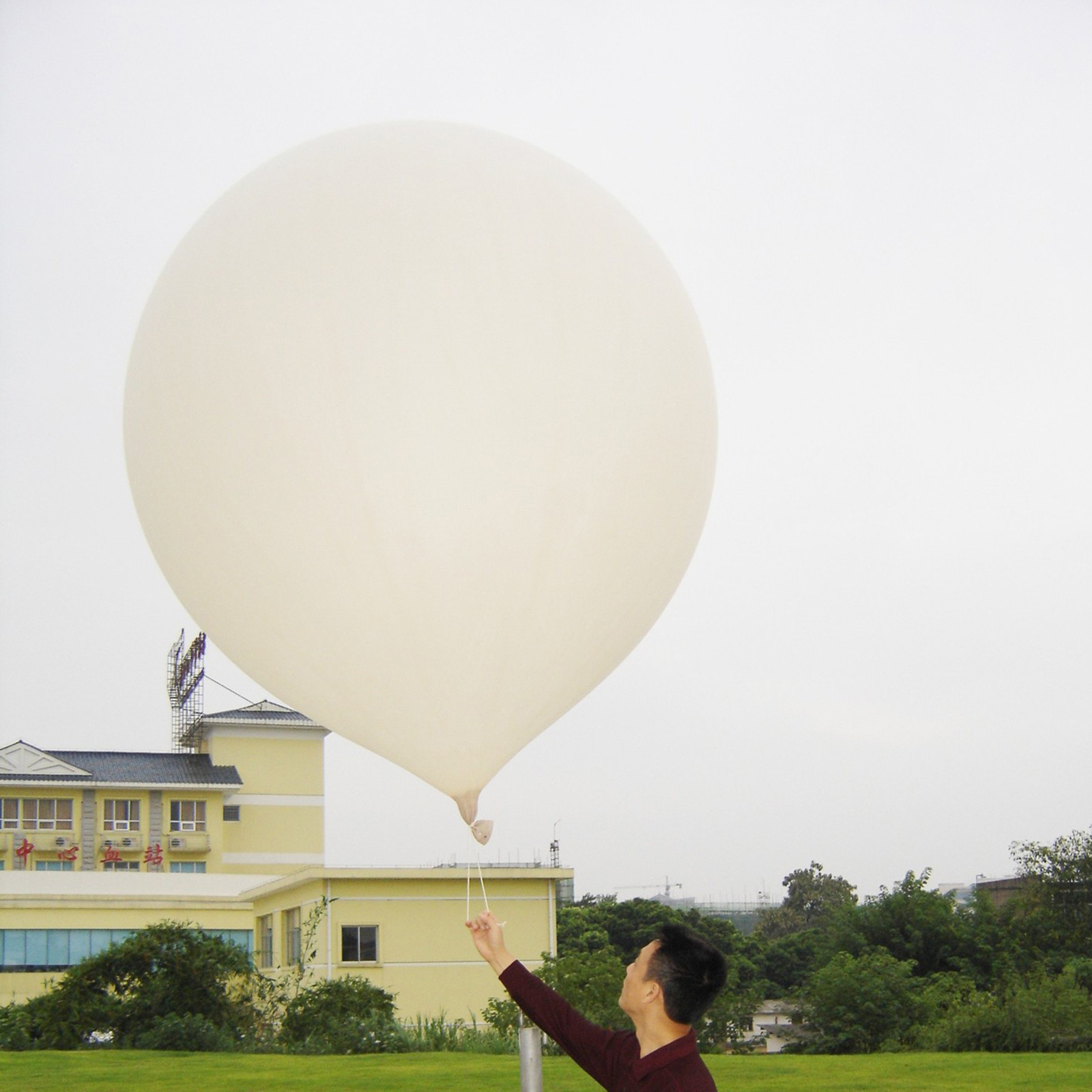 72 inch weather balloon