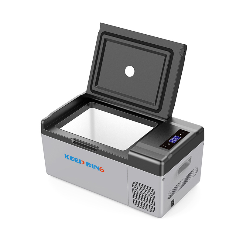 车载冰箱-银-开-1.jpg