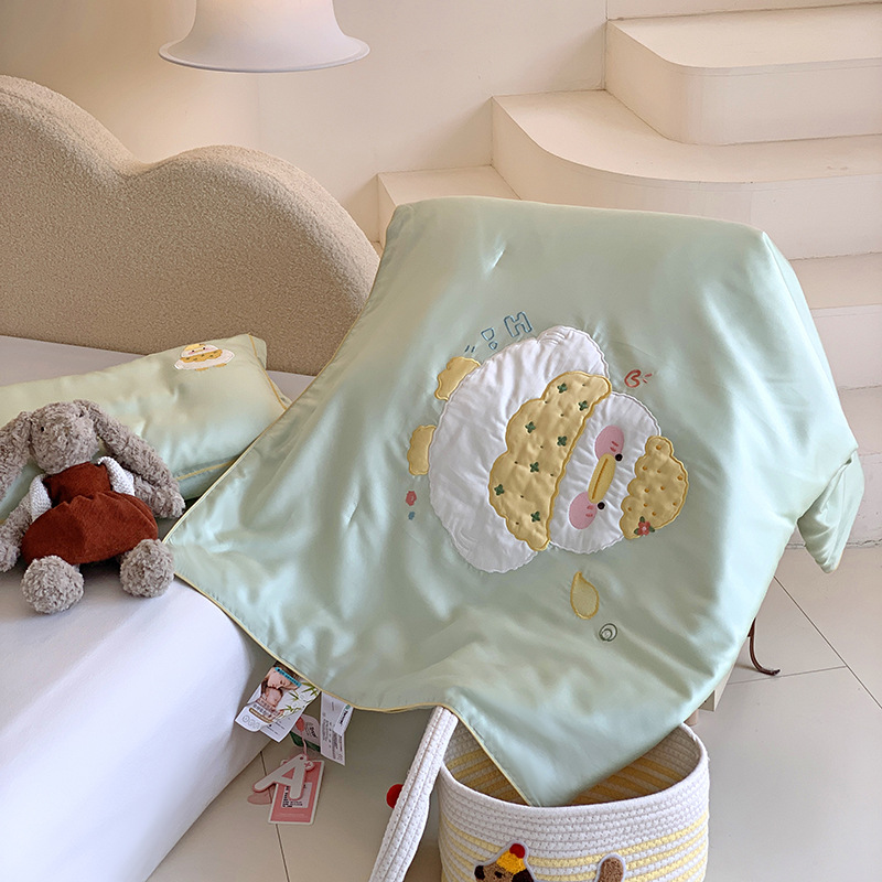 围兜小鸭 (6).jpg