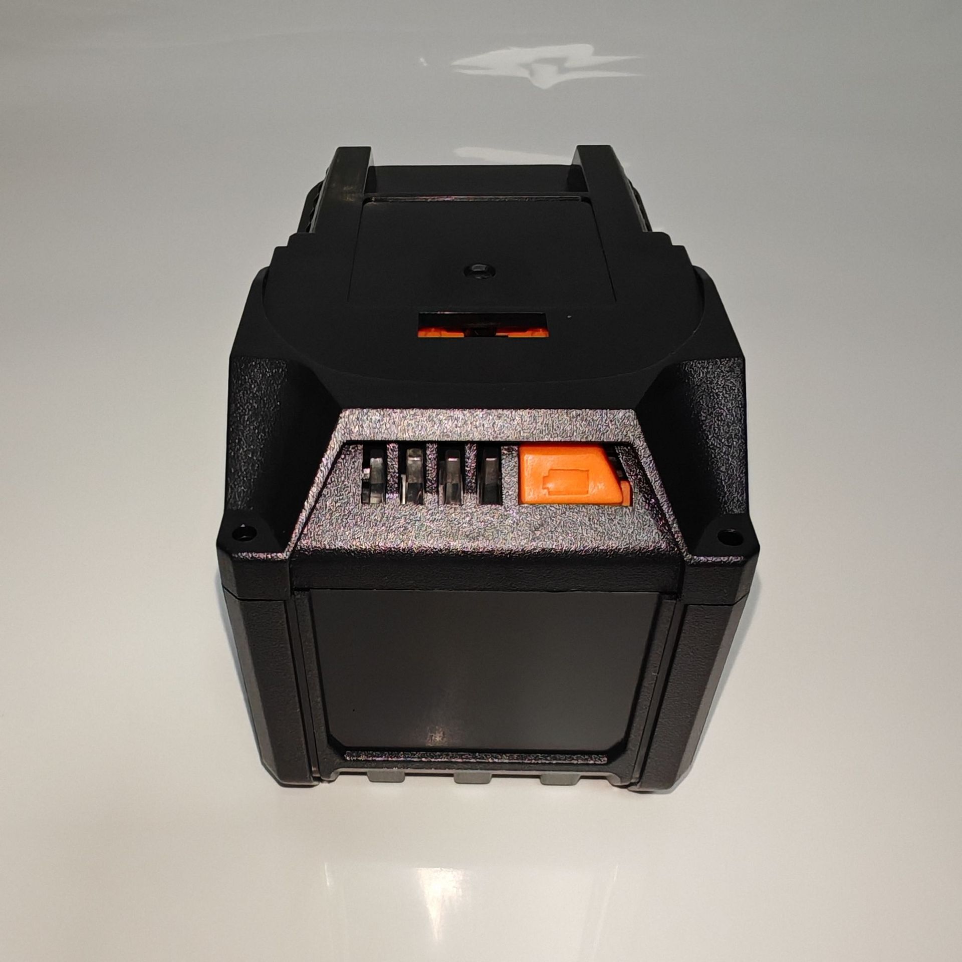 AEG-L1890R-15-186AL (36).jpg