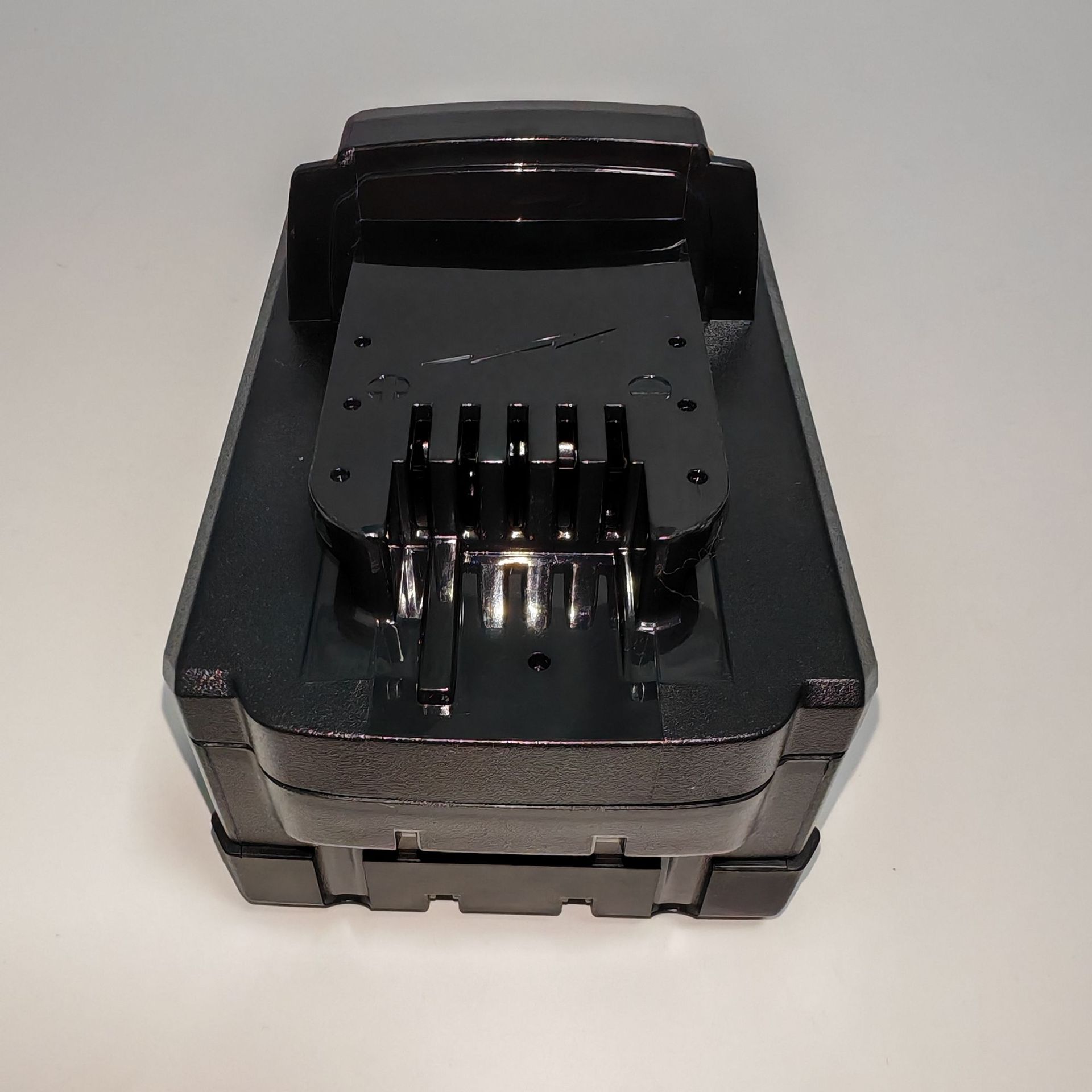 M18-10-217AL (4).jpg