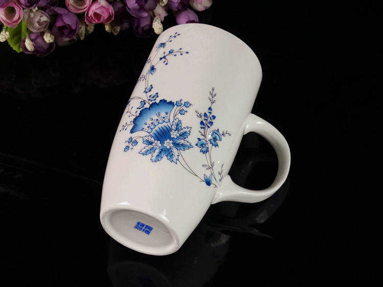 2520287165_1681223066