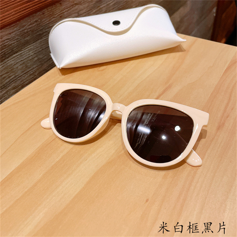 米白框黑片 (4).jpg