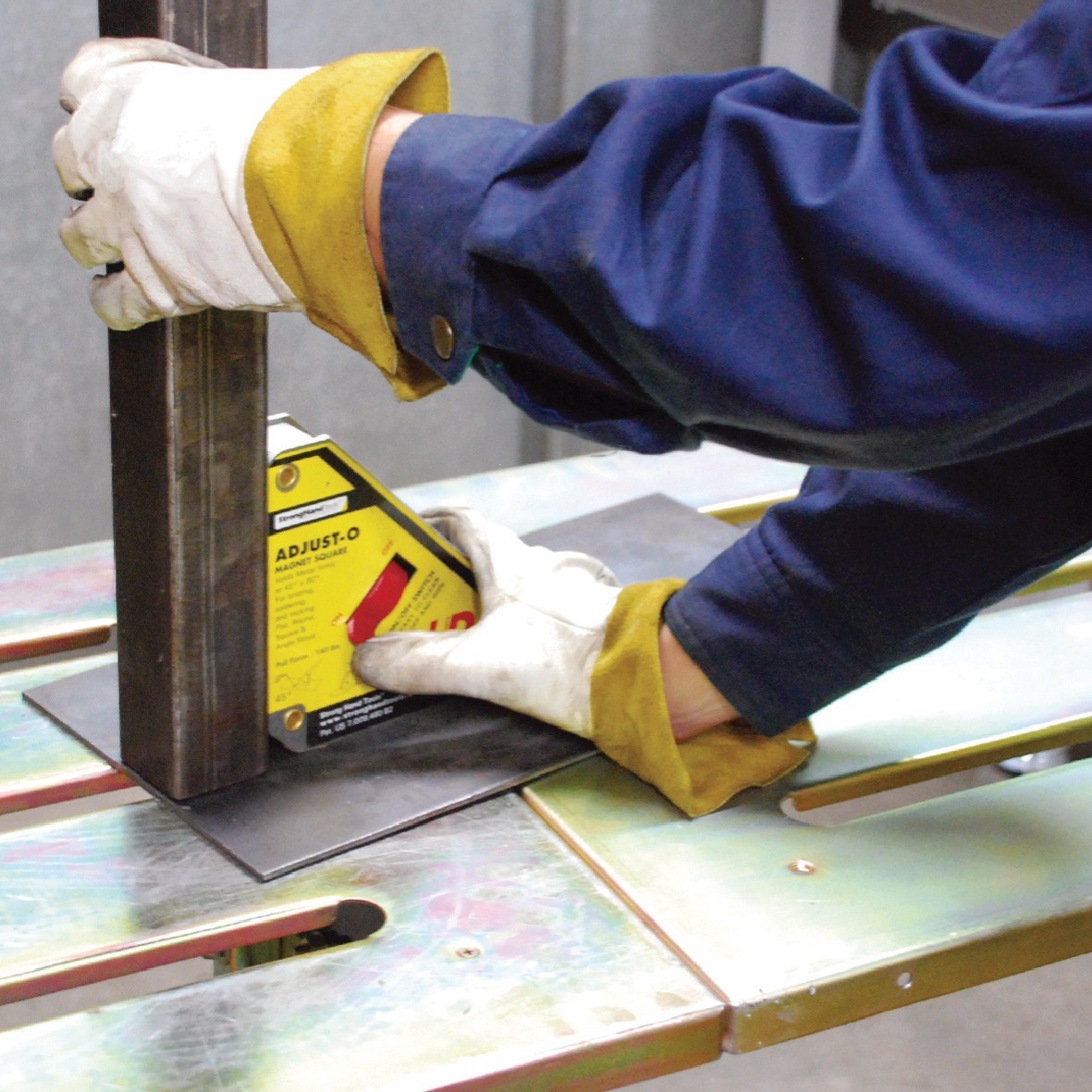 13148189218_1970734571