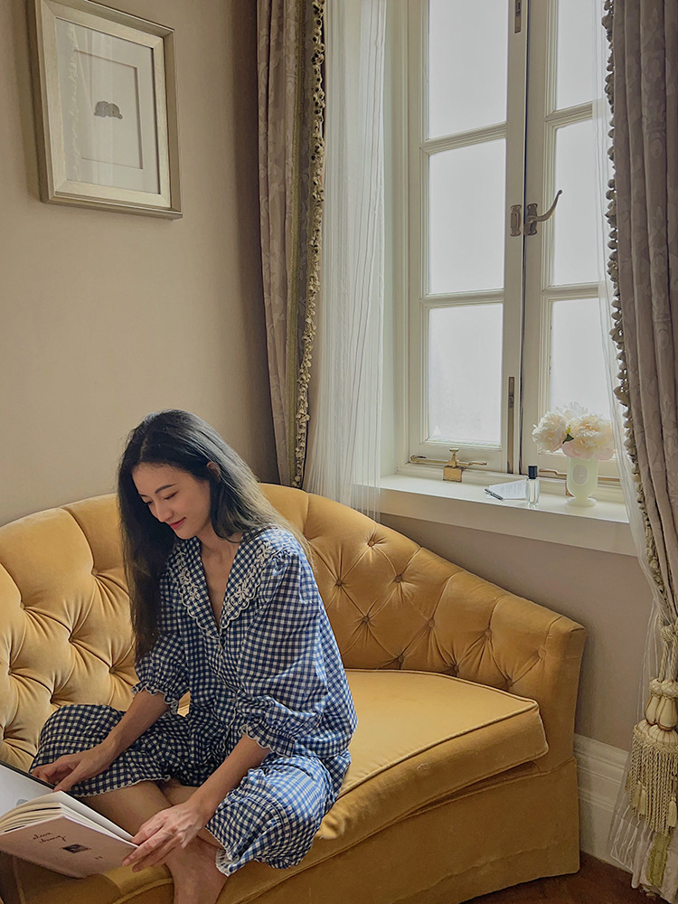 106235F3-0D24-4BF7-8815-A9834F