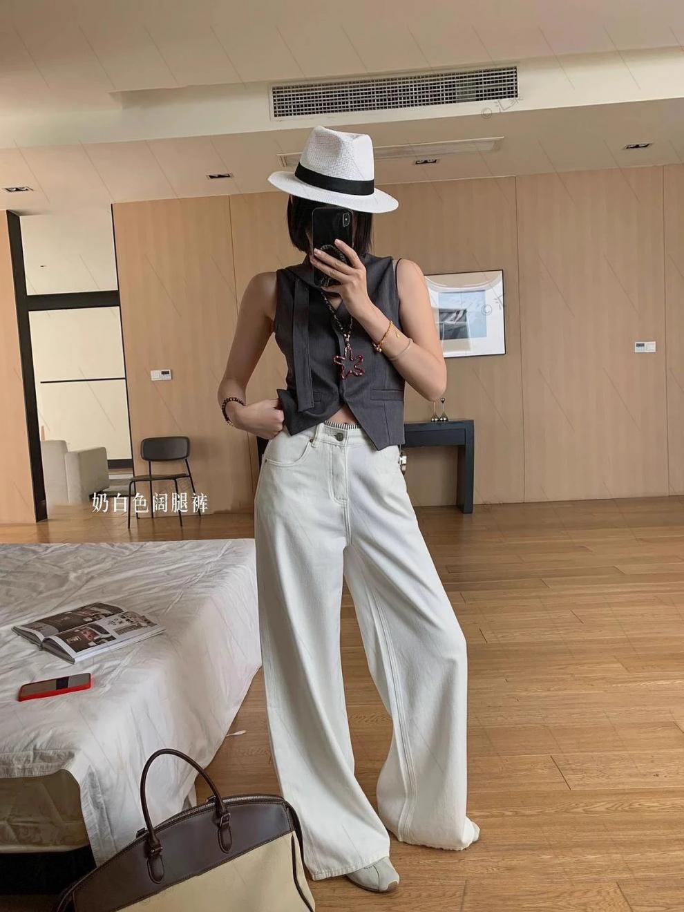 fbb208cb-6590-48ee-b846-2e28f4c82df1.jpe