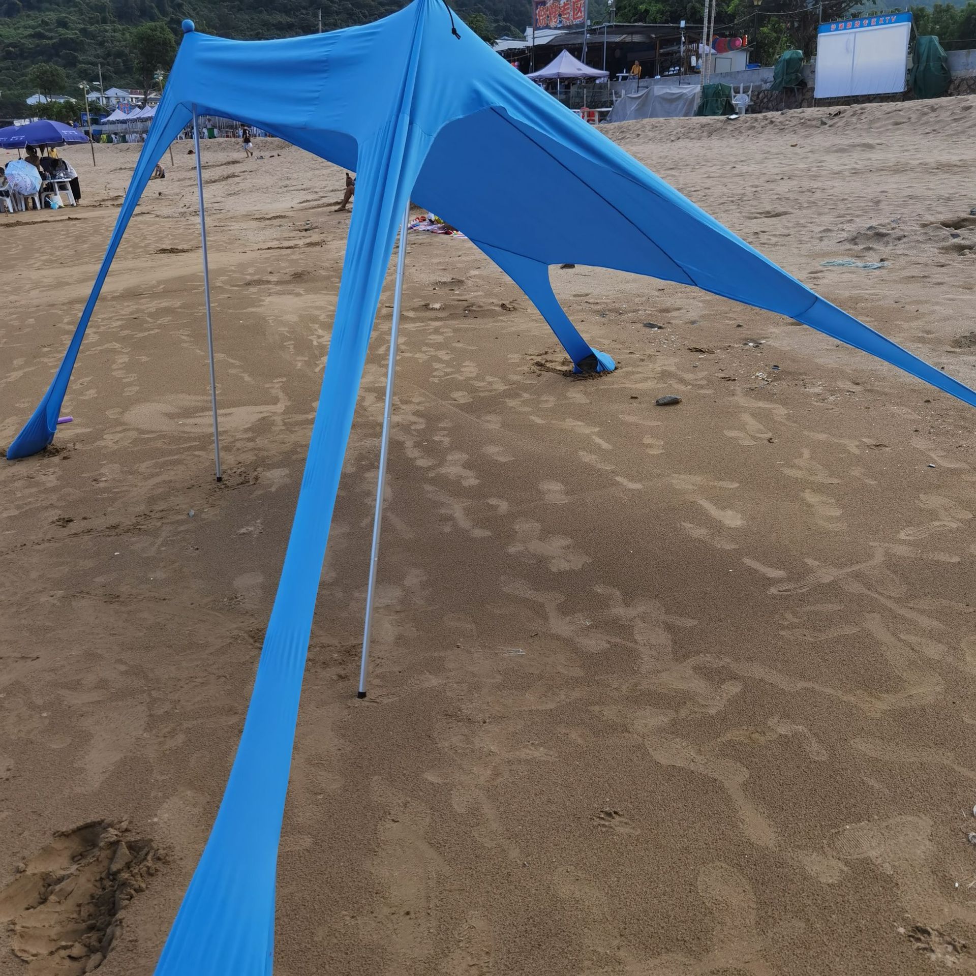 沙滩天幕