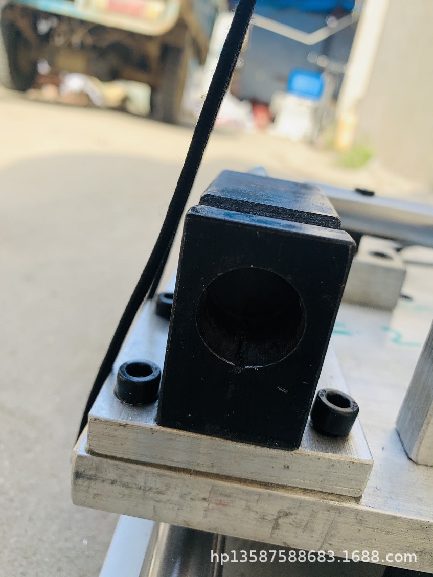 指甲扣气动打孔机