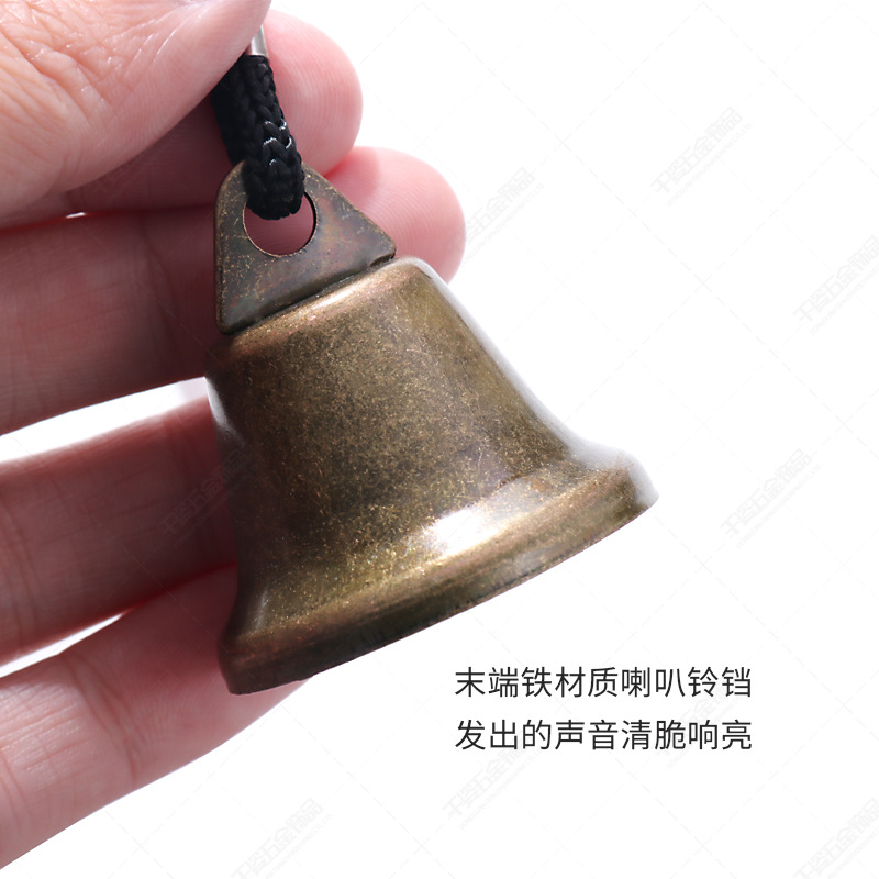 口哨方熊铃铛04