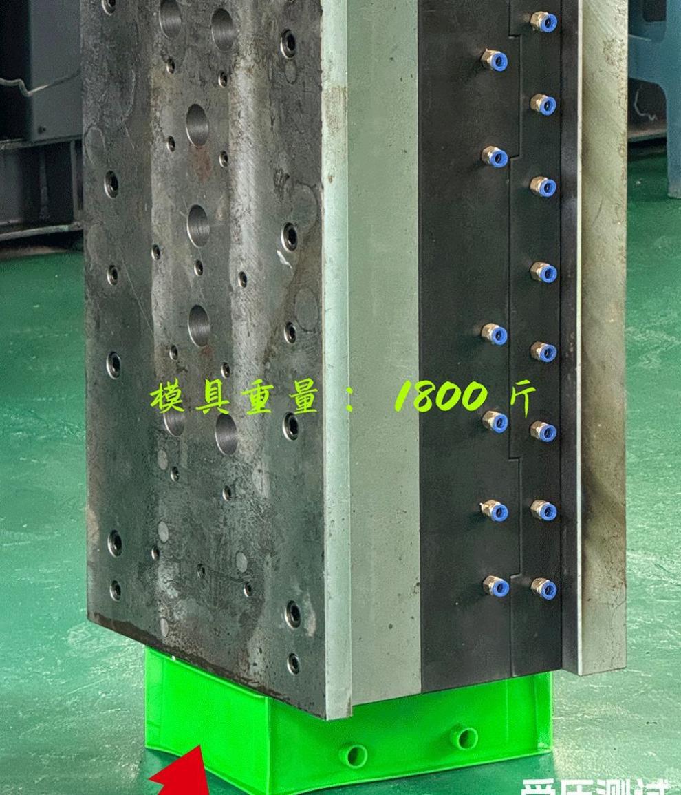 af77cf6d-97a8-434b-a221-48a21634c73e.jpe