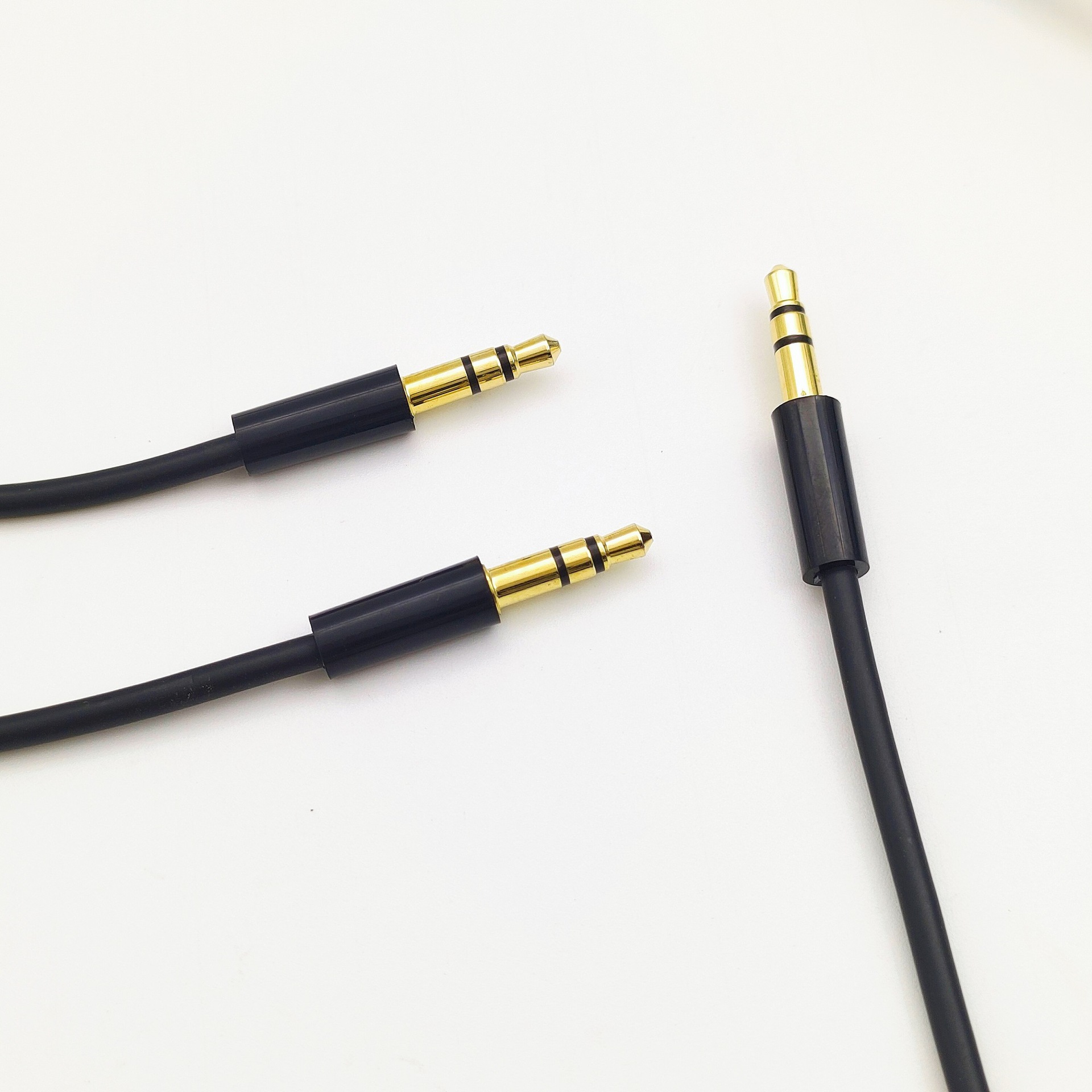 retouch_2023081920410622