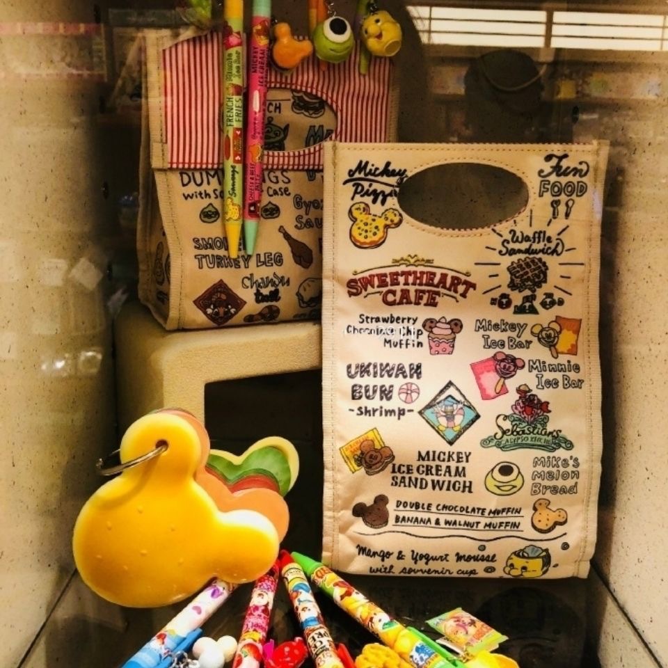 B27D1393BF5E54522E5814412D5C56