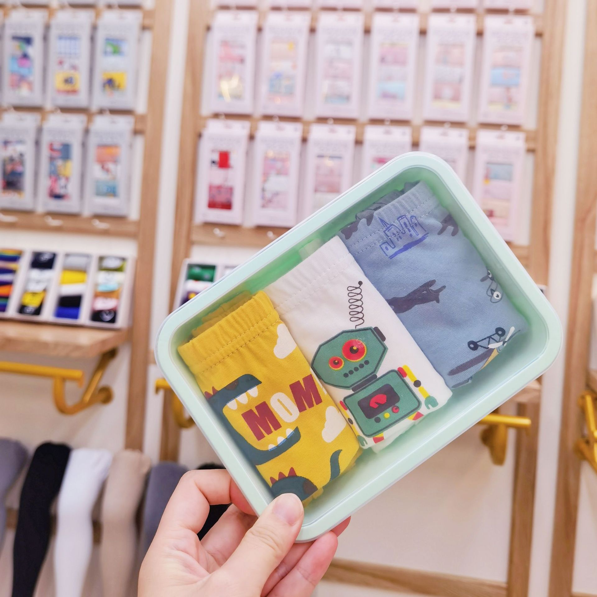 1627789613183_mh1627789948885