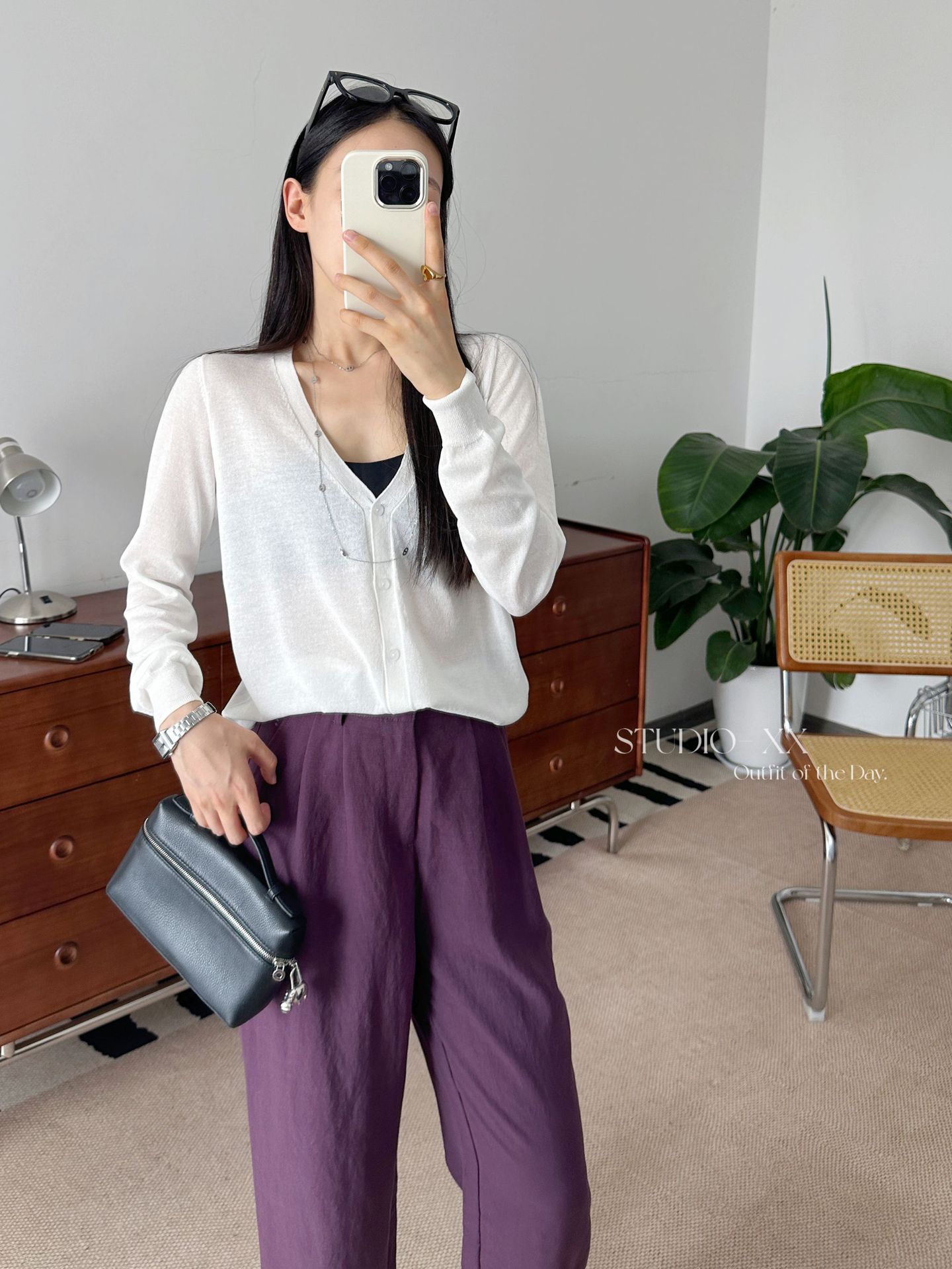 白V (1).jpg