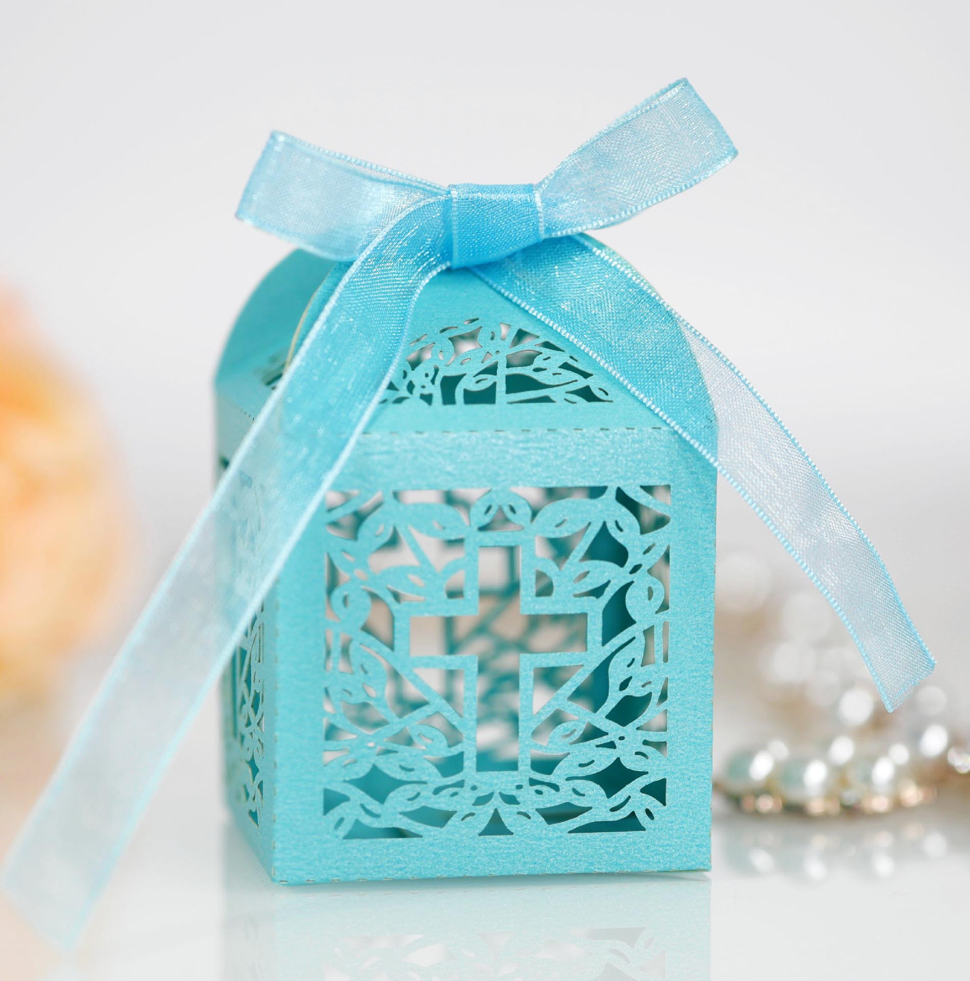 18160006560_1878402850