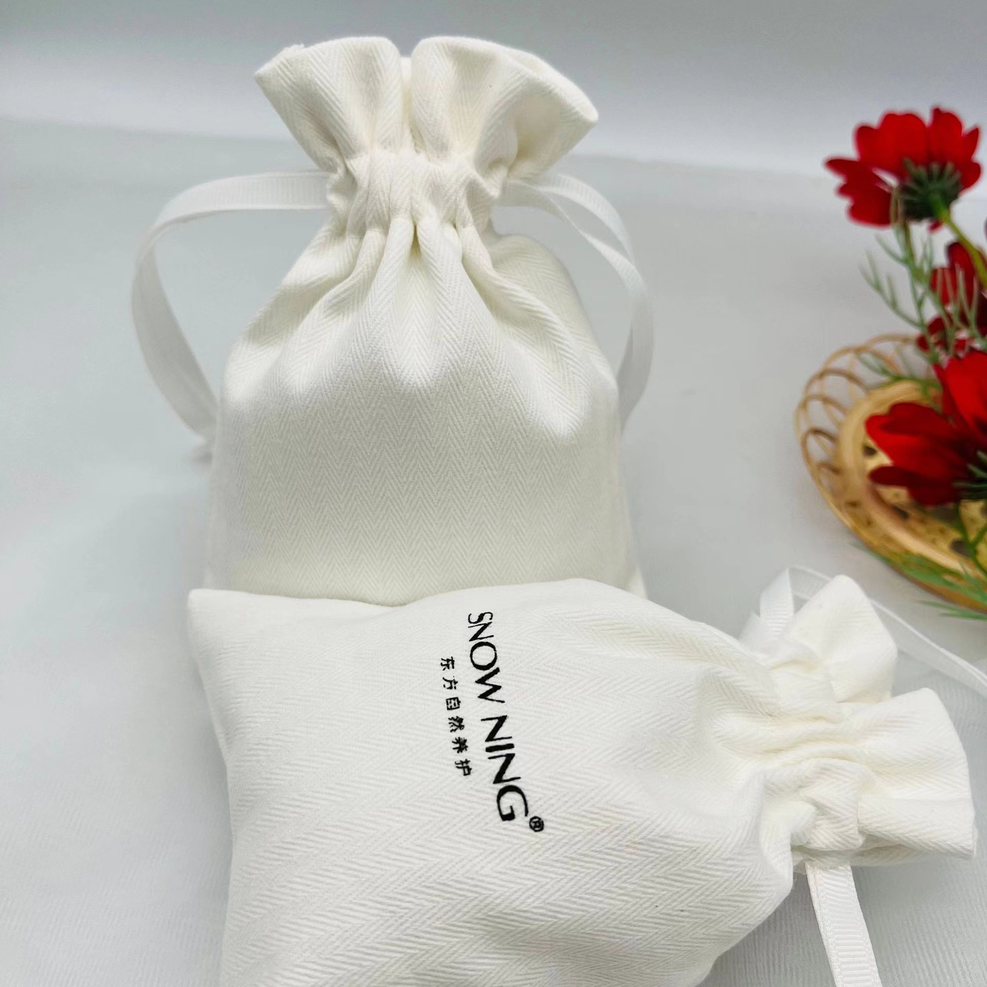 b5e85e1d9e90da75163236c334d11b