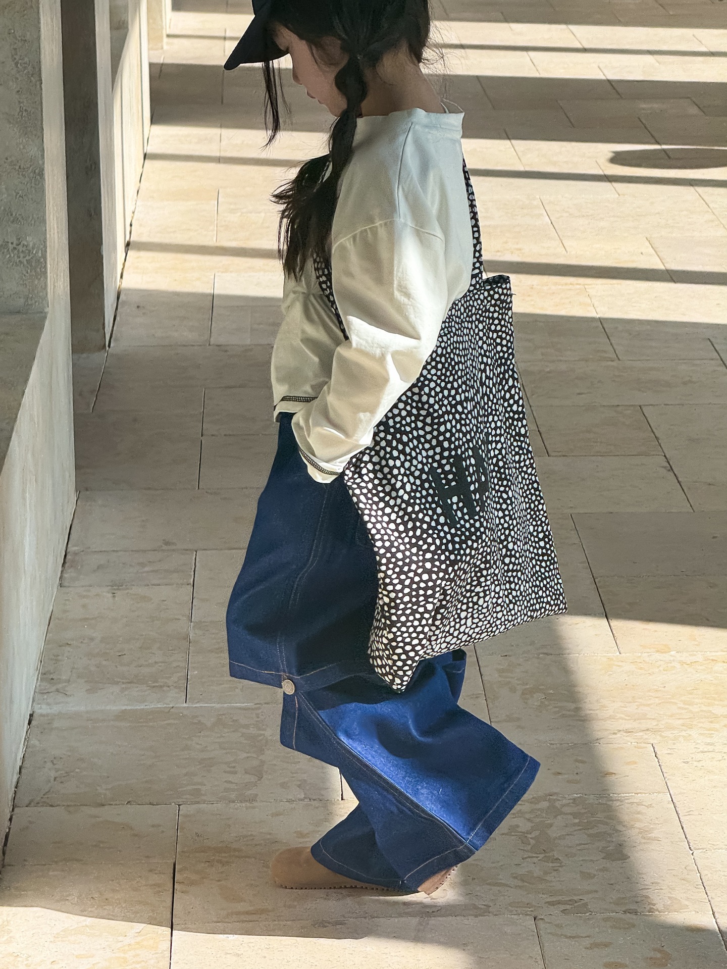 12BF7628-069F-46E6-A6D0-9E6ABA