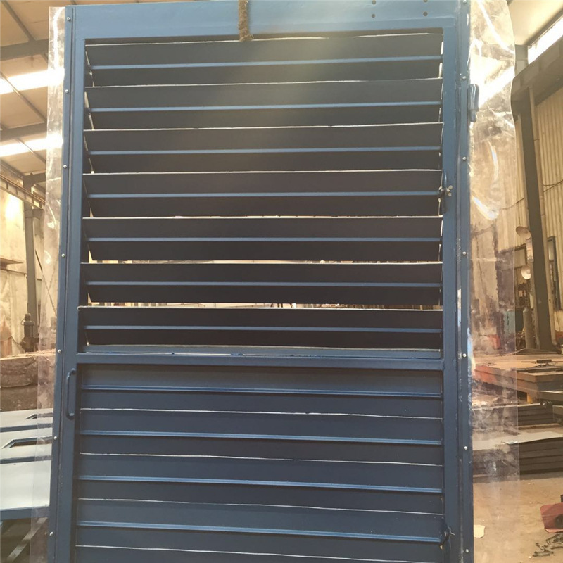 13441085766_1823631310