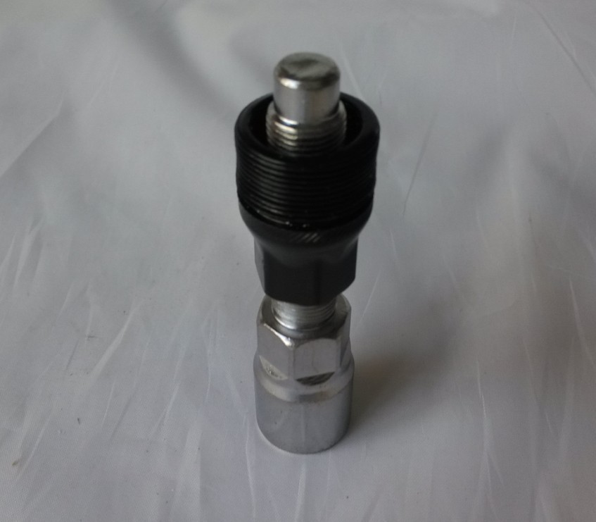 1125754130_360459040