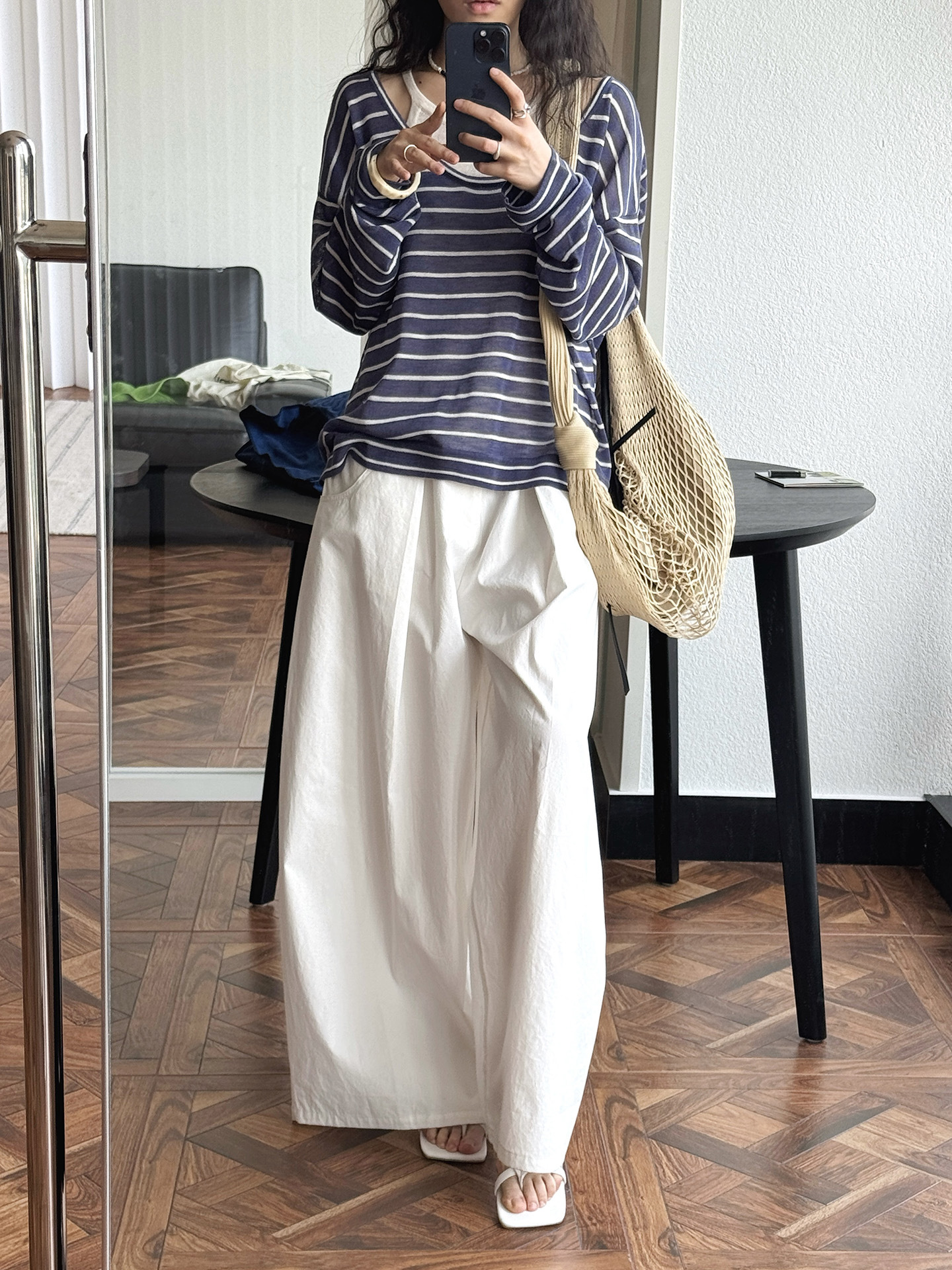 22048A45-2519-41CC-A74A-8B8FB4