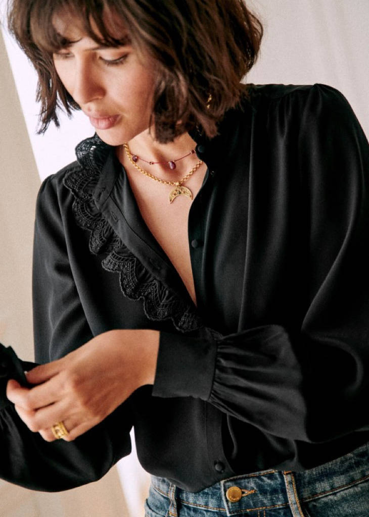 刺绣（花瓣领）真丝衬衫 (2).jpg