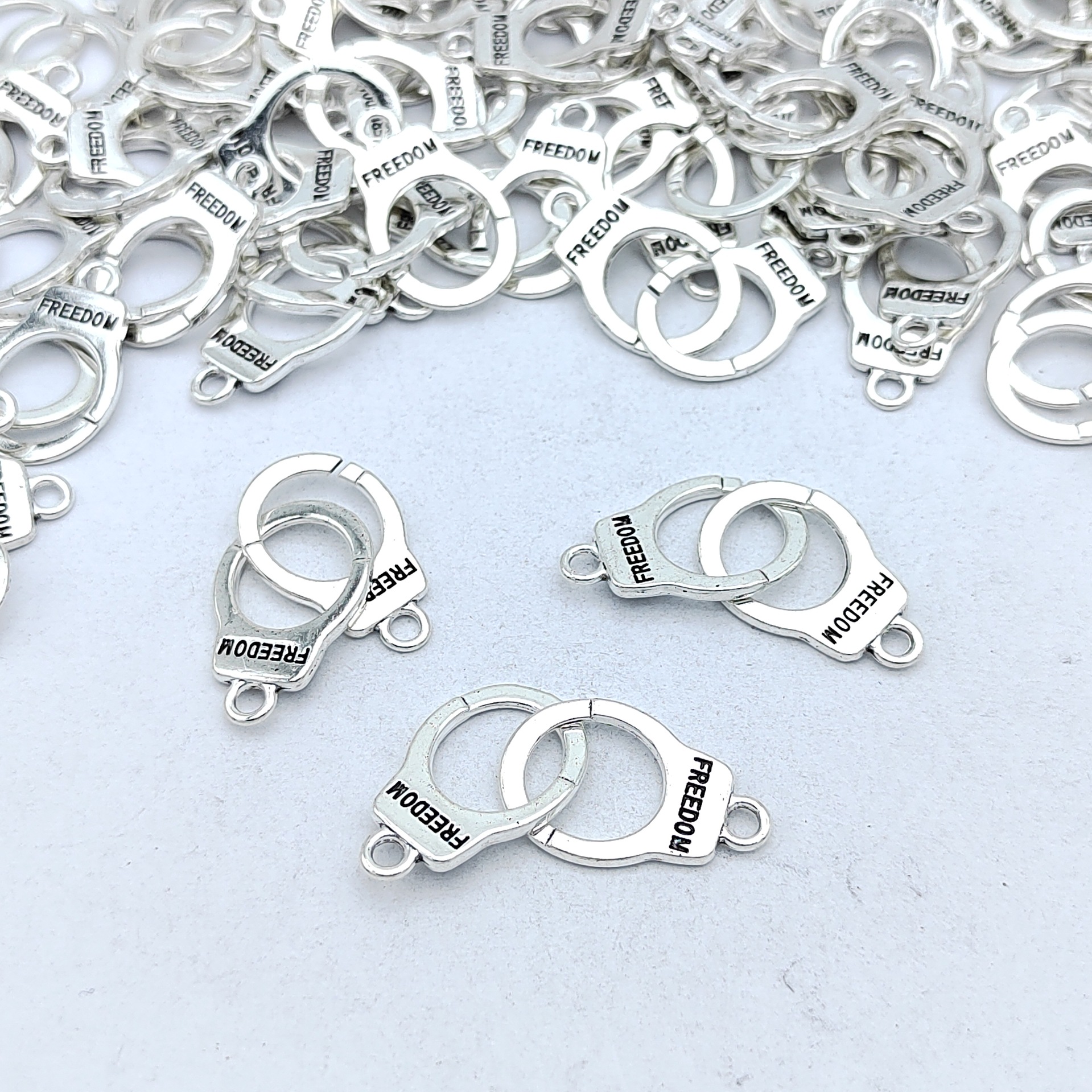 9b94479763926e87ef2d17bab79768