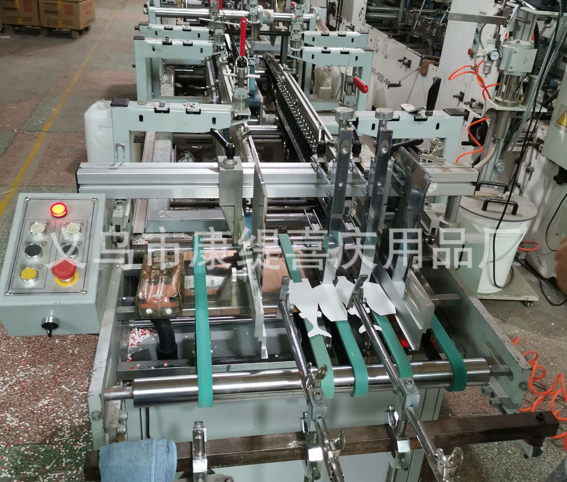 糊盒机1_看图王