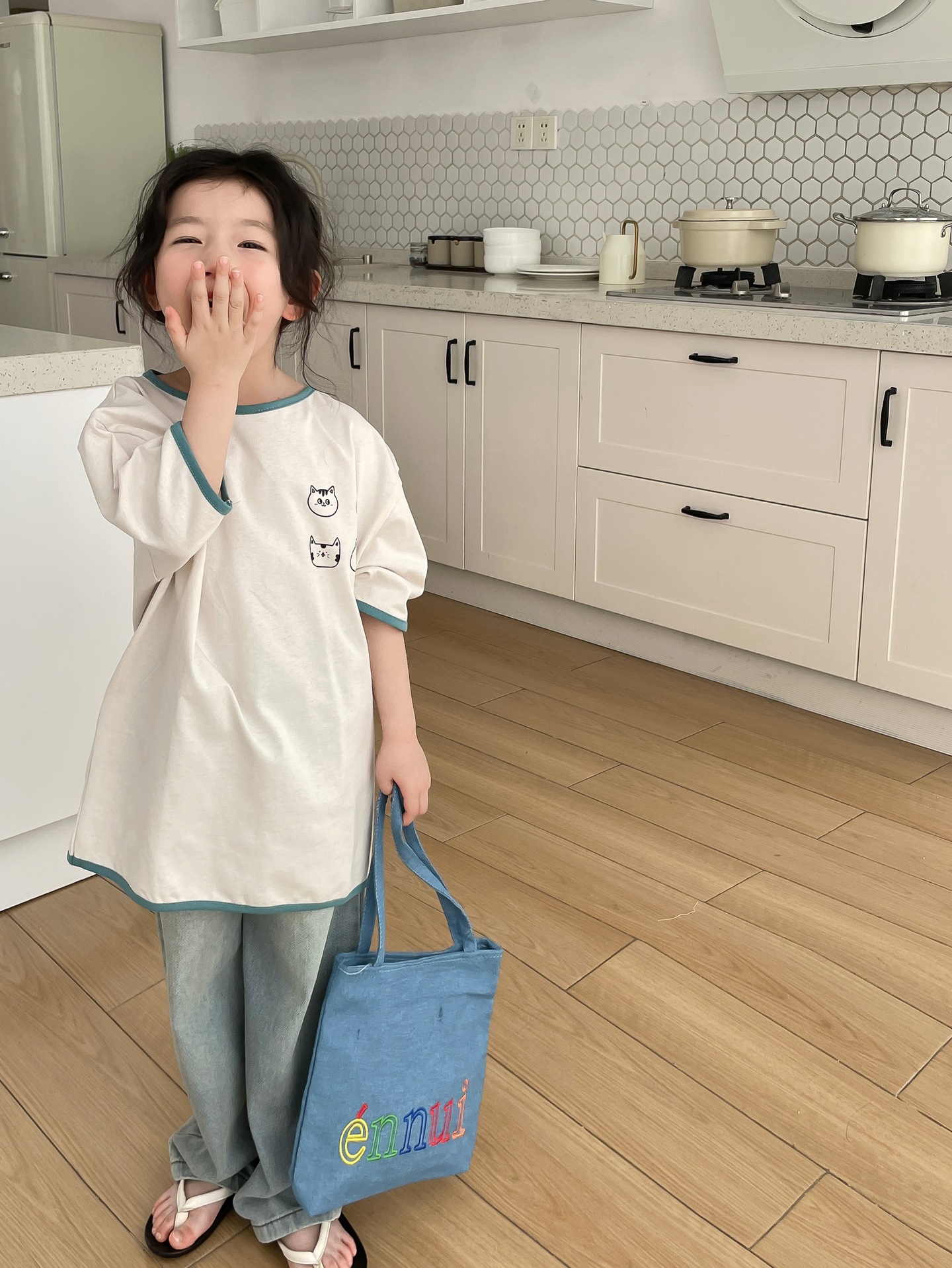 EE0D382B-3103-4437-B83F-92BAD9