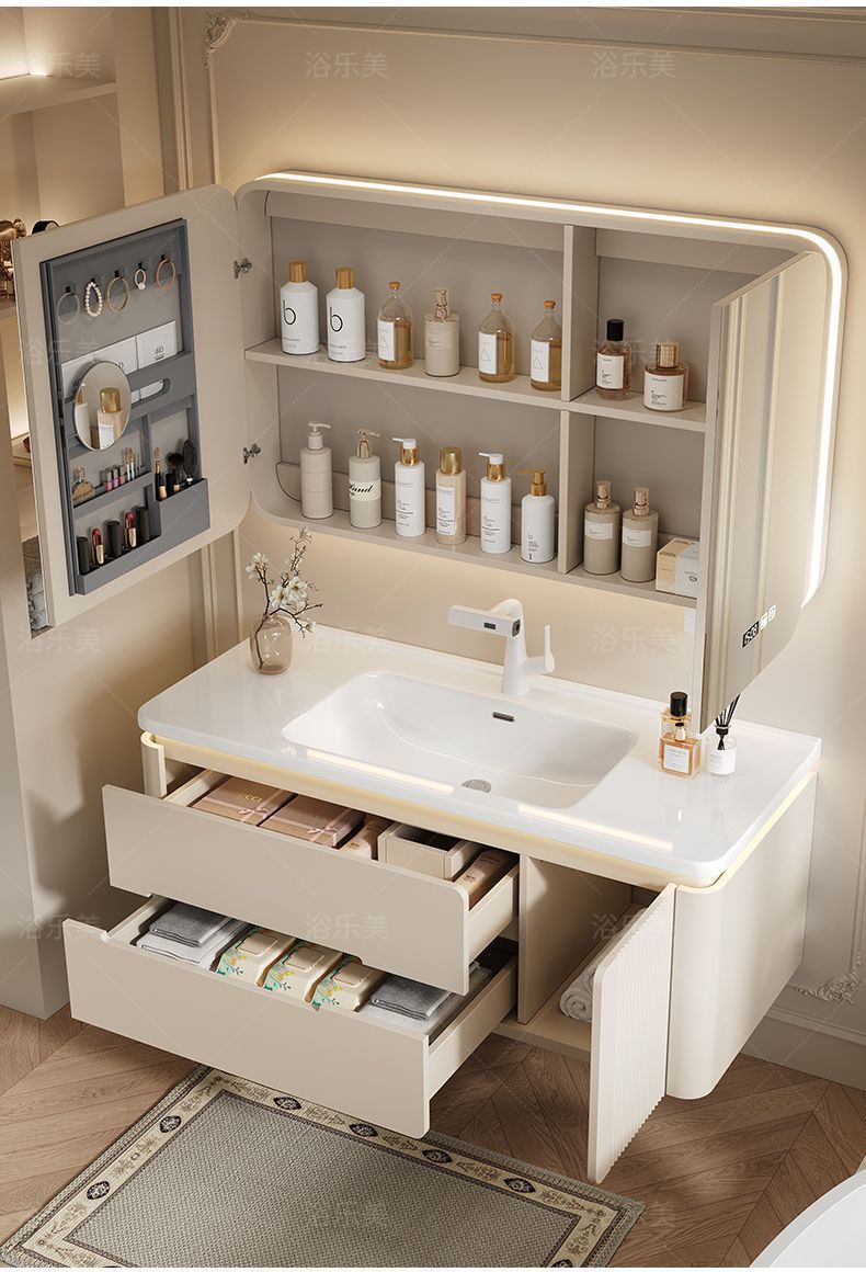 b7832ad9-d437-456d-9925-ab8c7a21a5ae.jpe