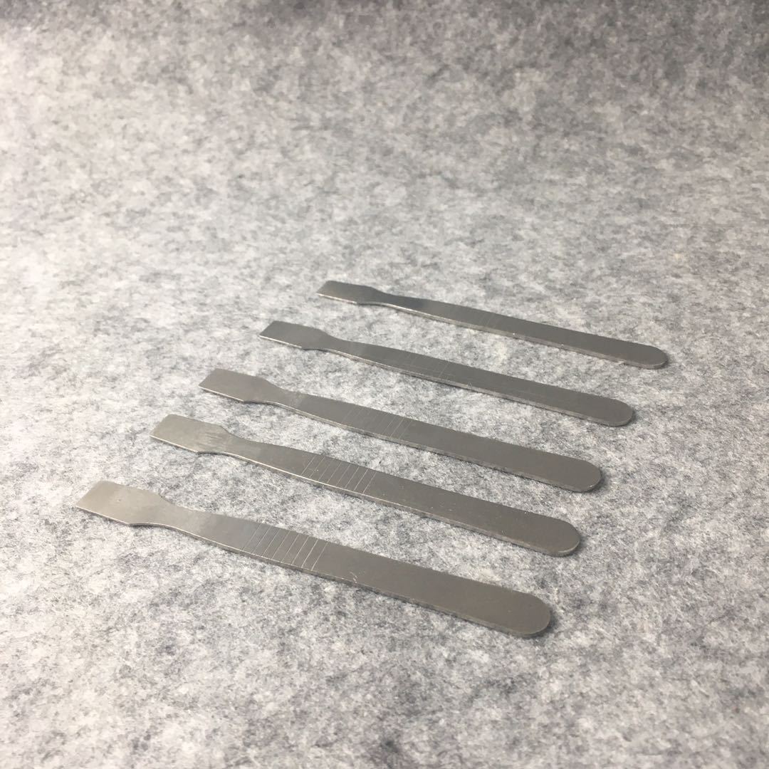 不锈钢刮刀4