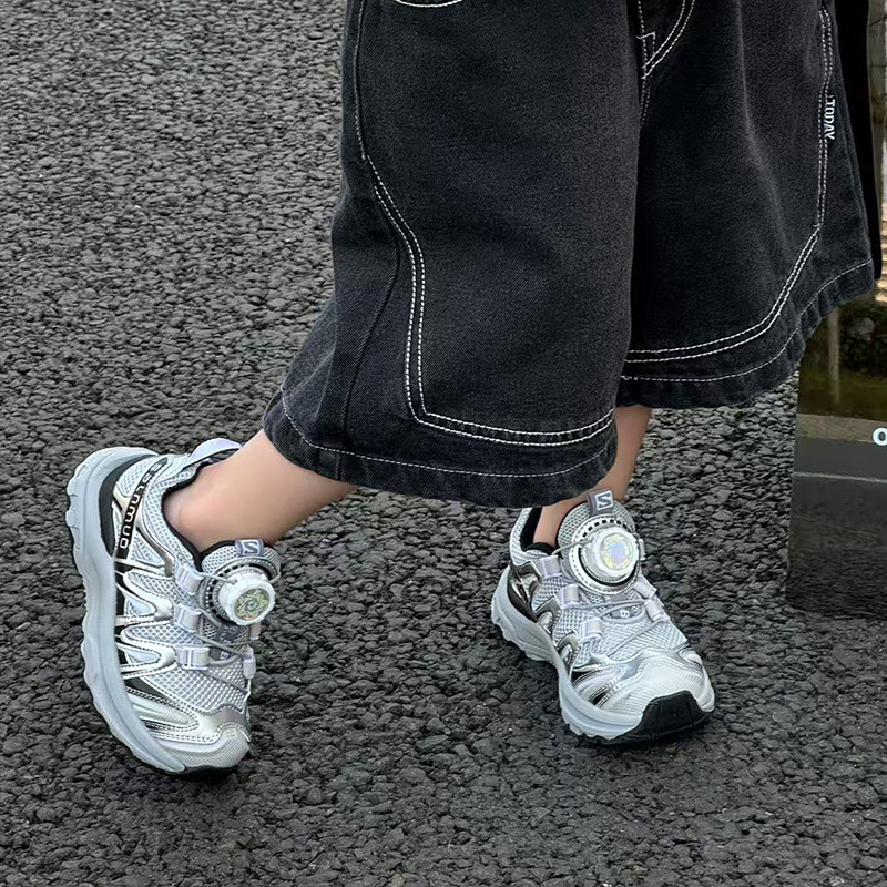 网面男童运动鞋