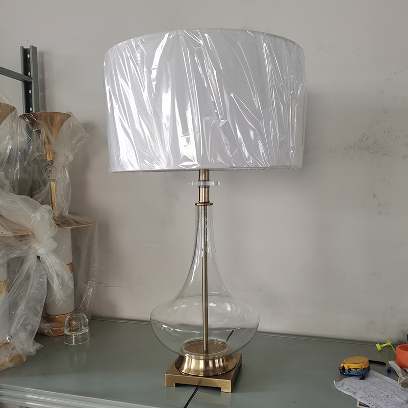 双层底座玻璃台灯.jpg