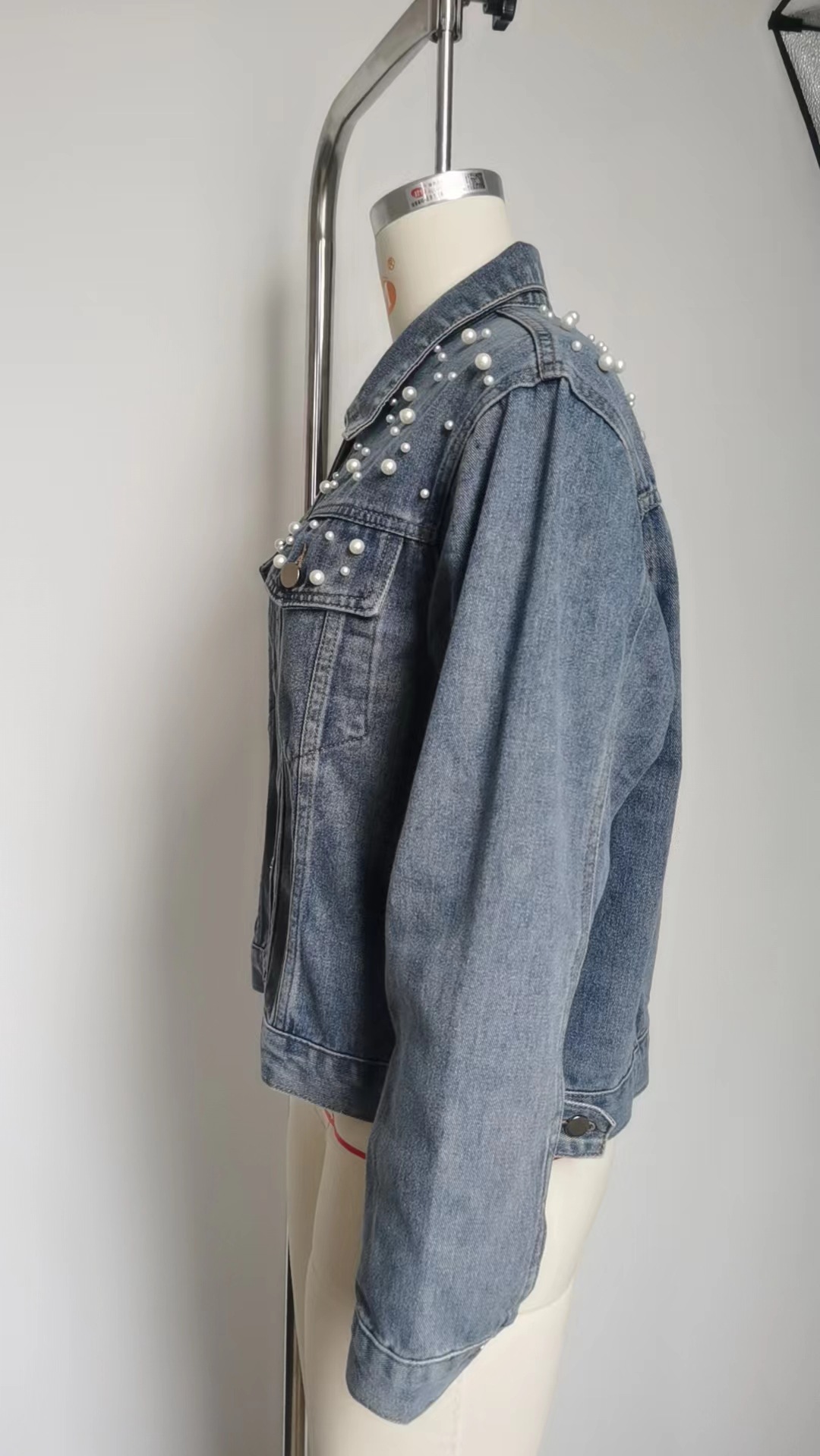 7845f8d409359cac6fbd7ce5392689