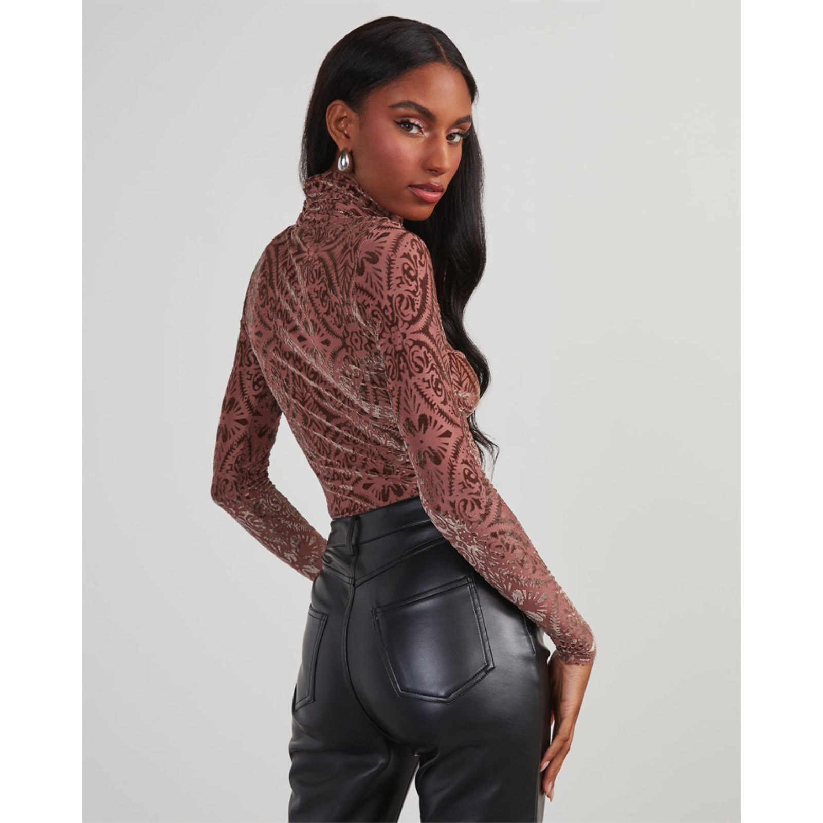 6768 褐色模特图 12.jpg