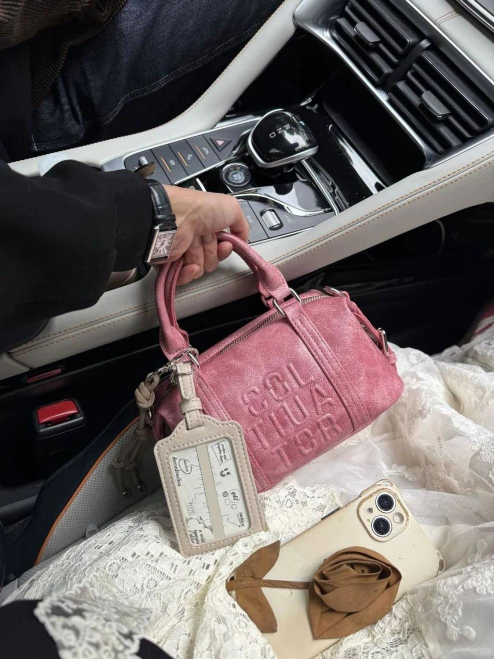 b36805f7-5e1a-4e30-9d8e-289bd455231e.jpe